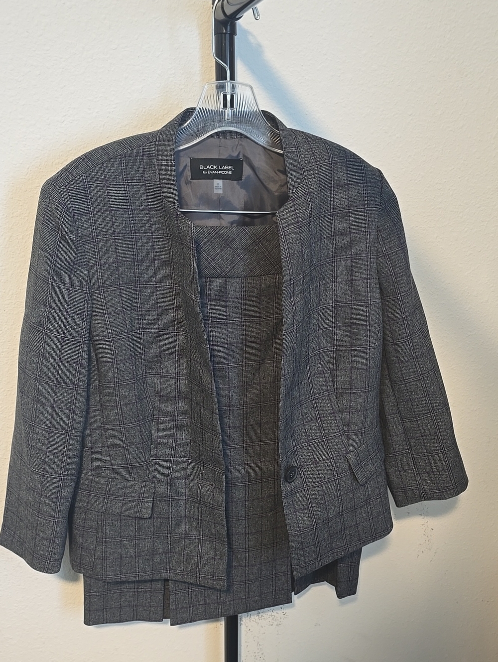 Evan Picone For Black Label Charcoal Plaid Open-Front Blazer Ans Skirt
